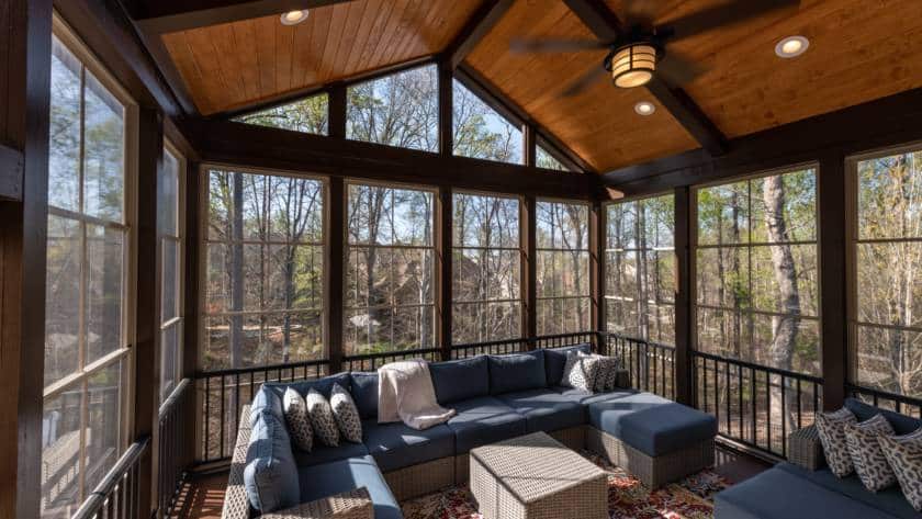 shutterstock 2143602709 scaled